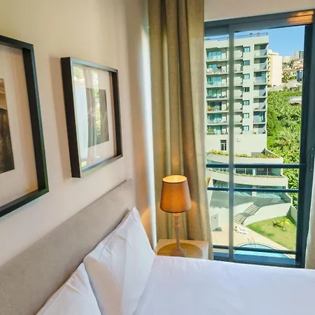 شقة Guestready - Sea Breeze In فونشال